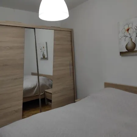 None Appartement Stomorska
